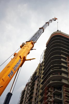 石塔引起84米的高度 0